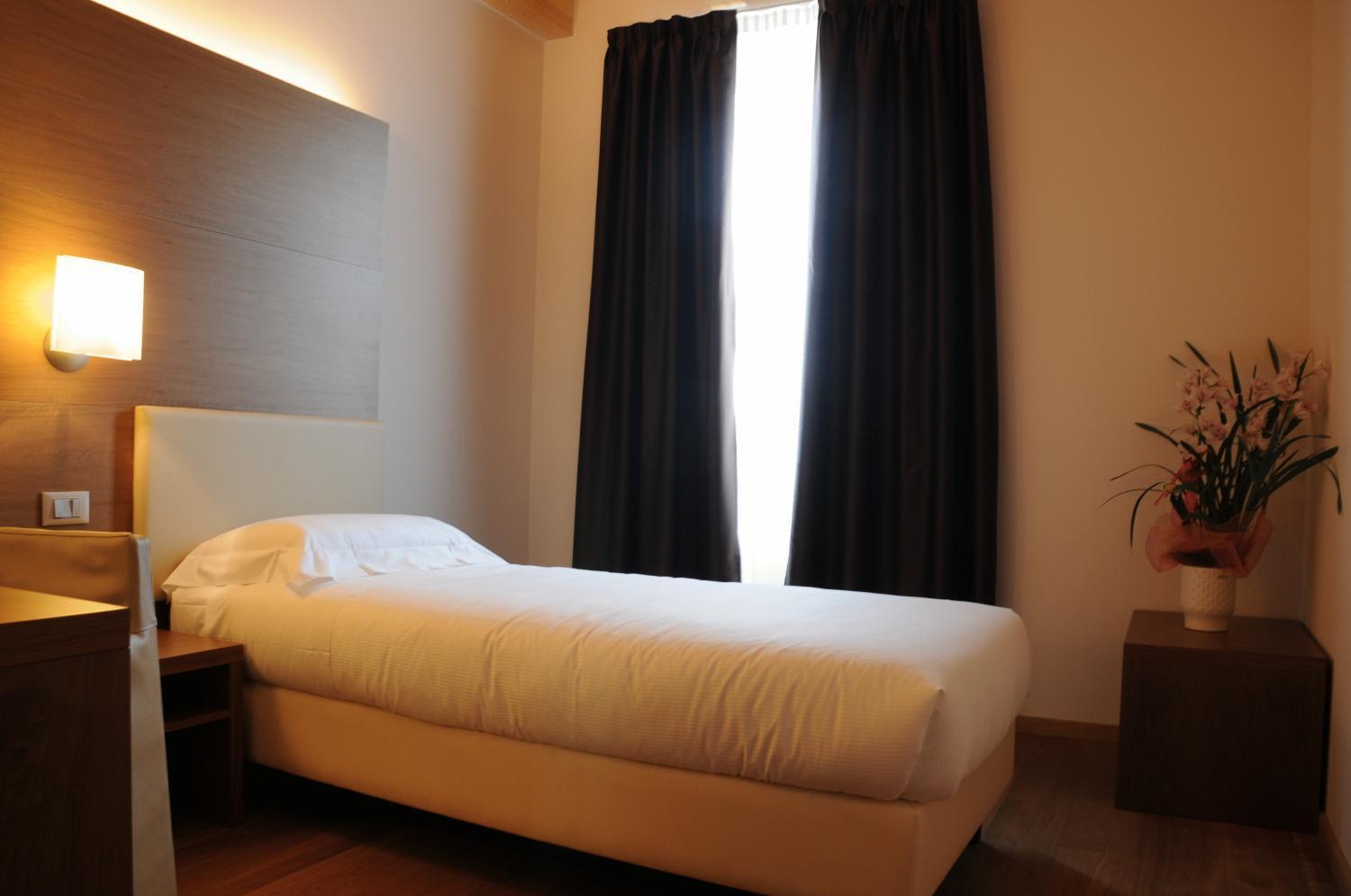 Hotel Opera Dossobuono Zewnętrze zdjęcie