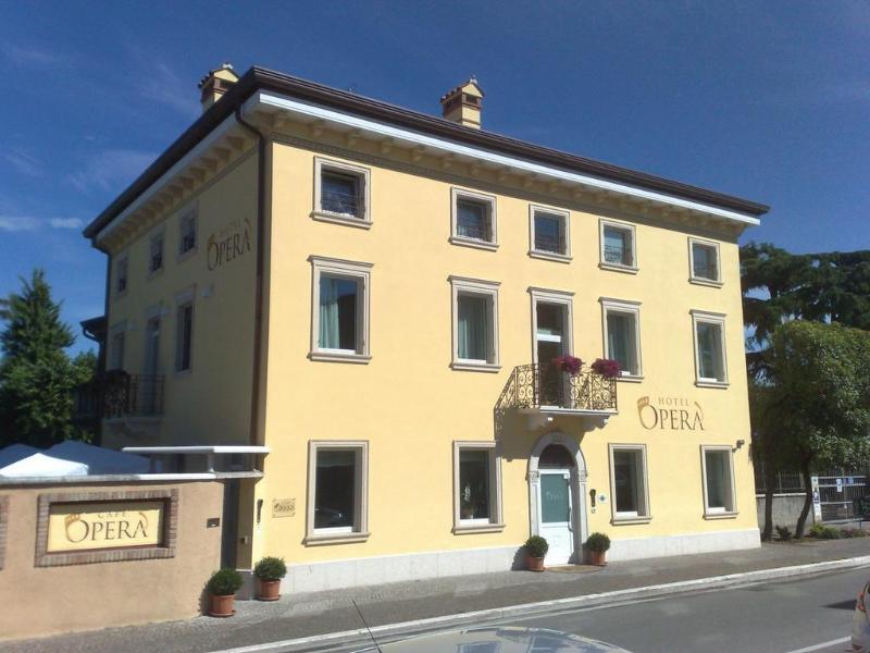 Hotel Opera Dossobuono Zewnętrze zdjęcie