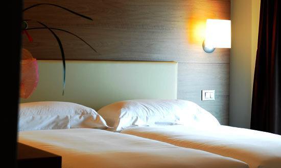 Hotel Opera Dossobuono Pokój zdjęcie
