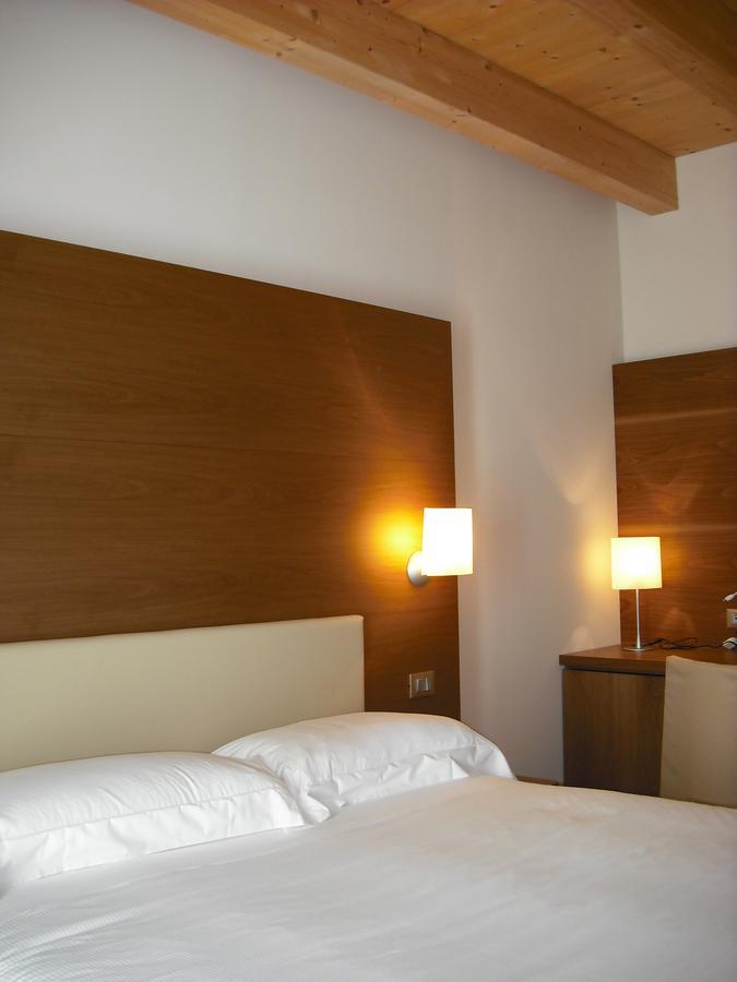 Hotel Opera Dossobuono Pokój zdjęcie