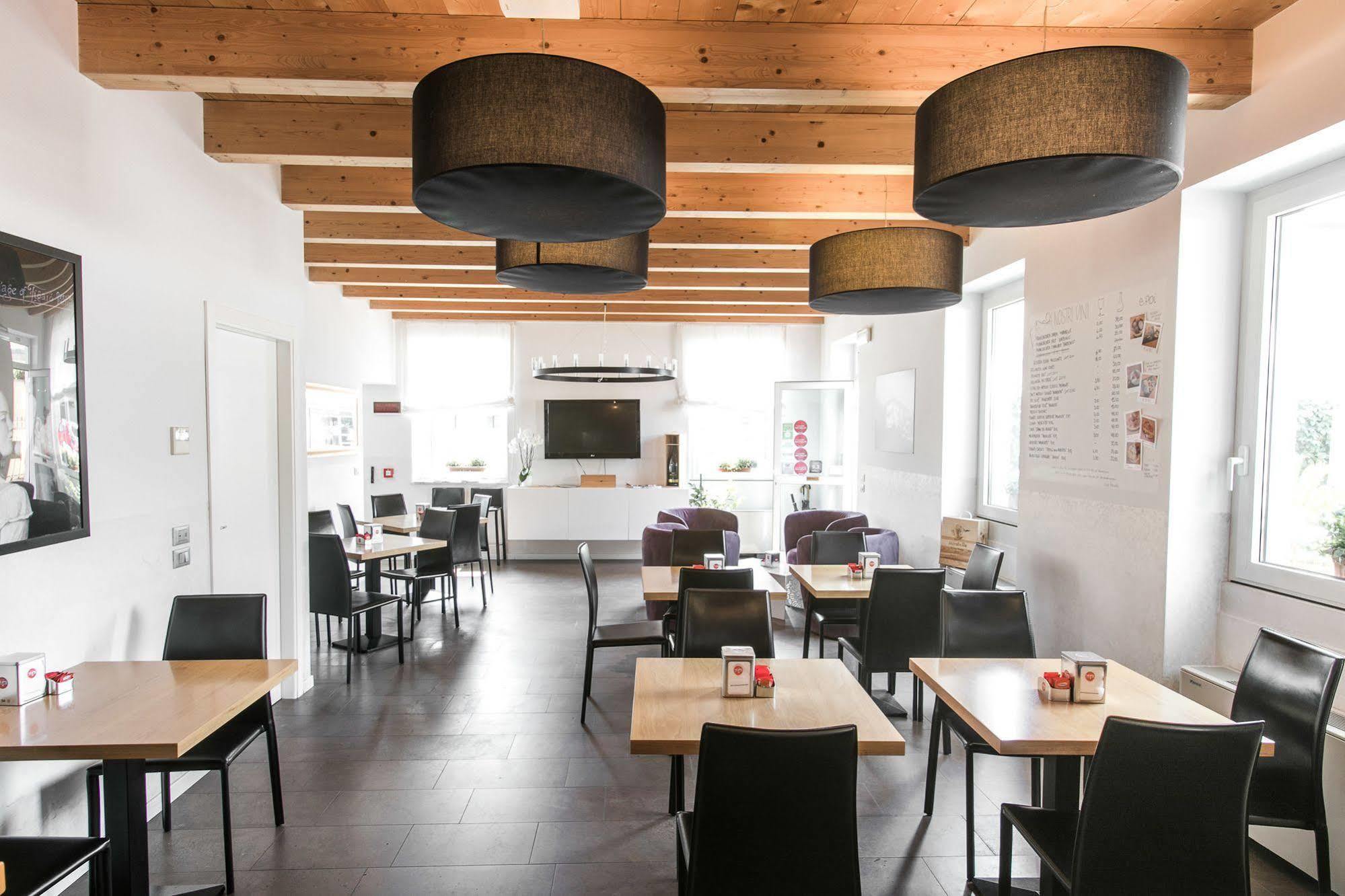 Hotel Opera Dossobuono Zewnętrze zdjęcie
